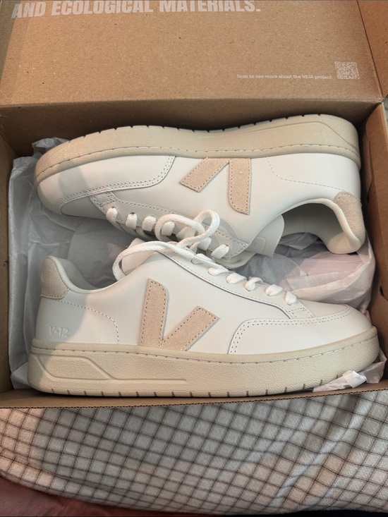 Veja Shoes - Veja Women’s Shoe